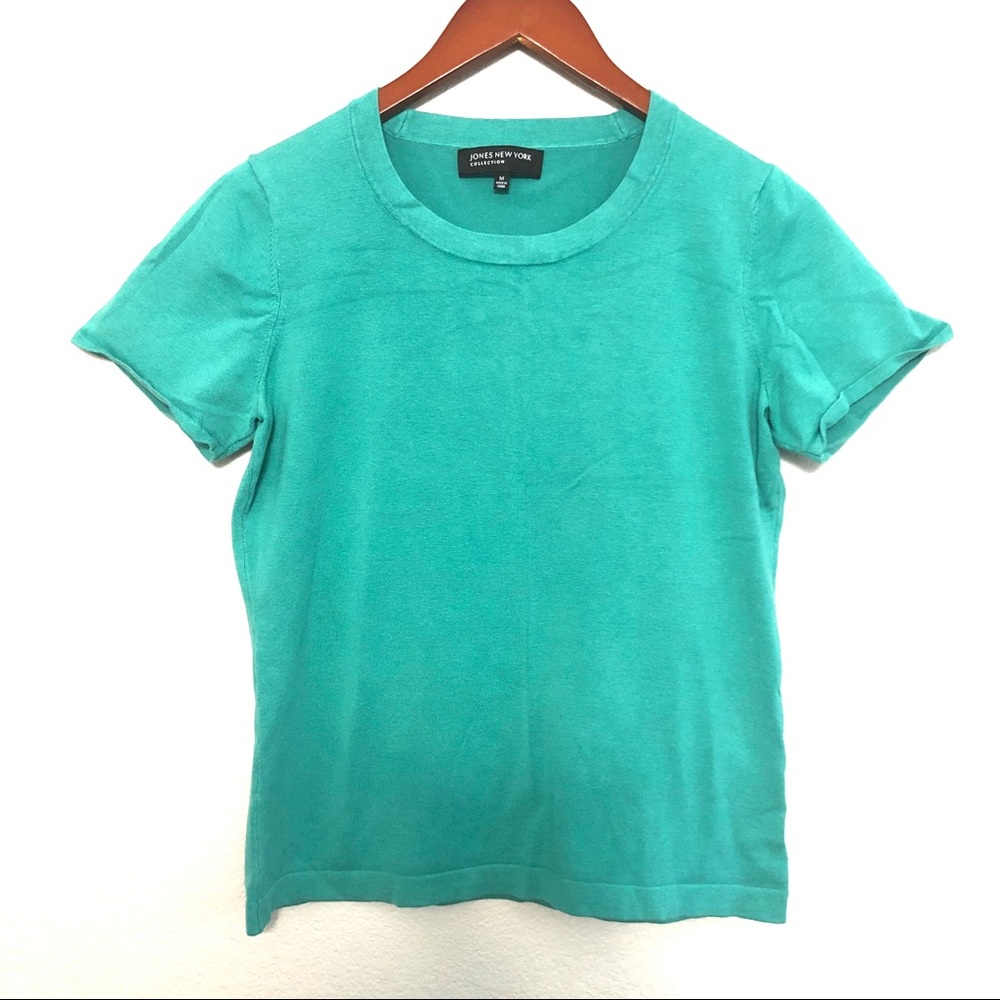 Jones New York silk blouse size Medium